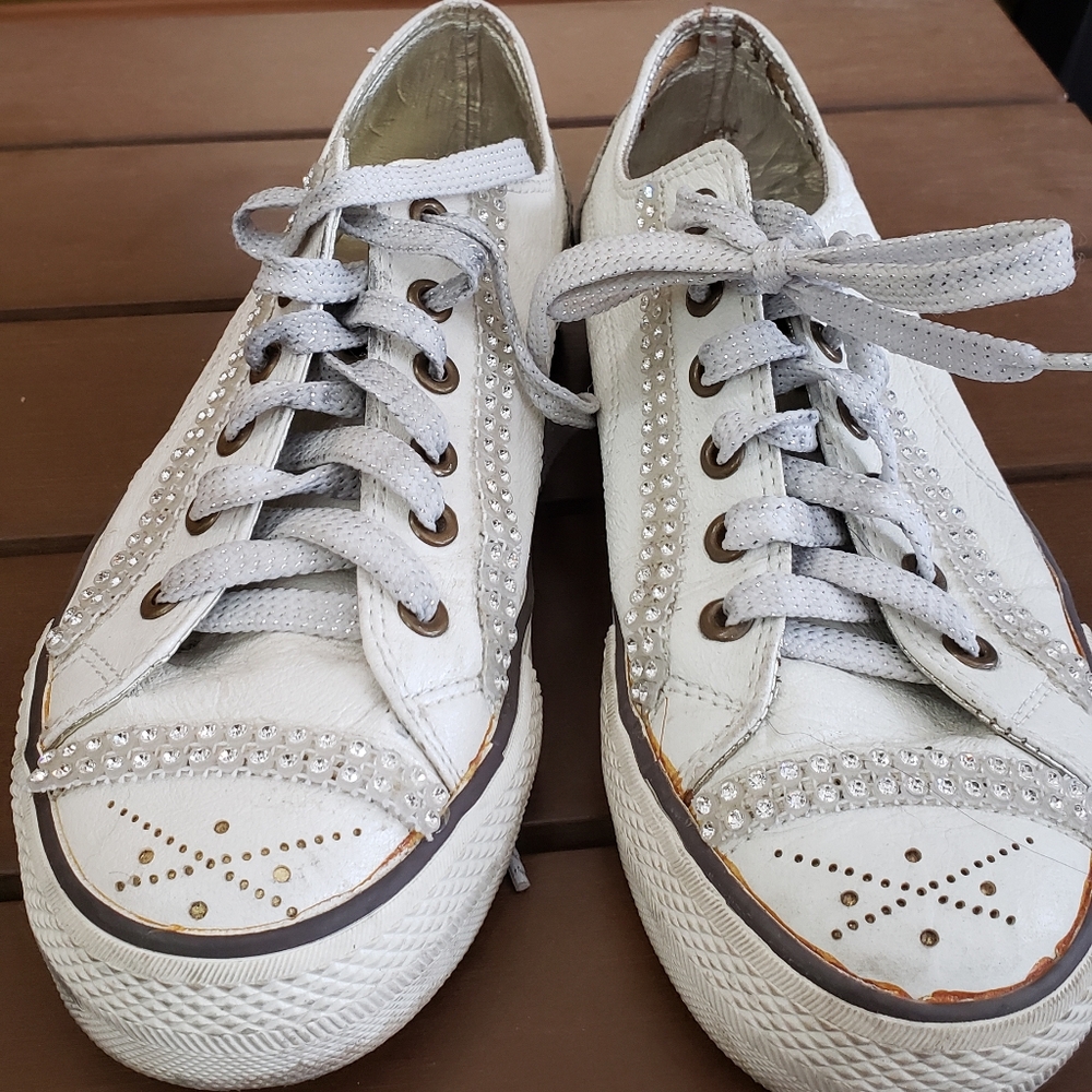 SOLD! Sneakers